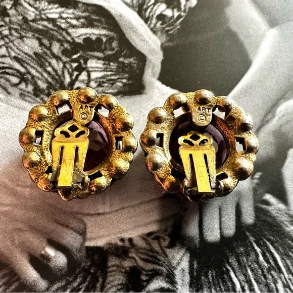 ARTHUR PEPPER ‘ART’ Amethyst Glass Clip On Earrings 1960s Vintage - Picture 10 of 11